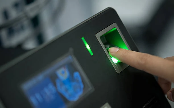 Controle de acesso de pessoas na empresa