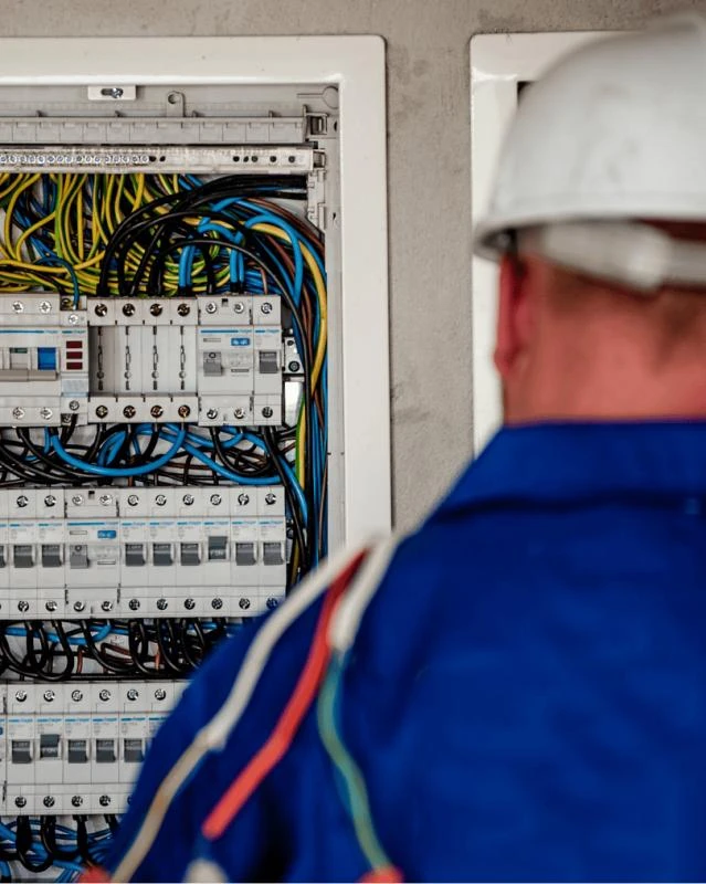Empresa de manutenção elétrica em Bauru